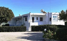 Evi Apartments And Studios